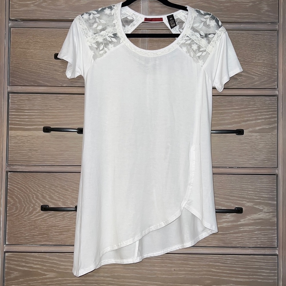 BKE White Short Sleeve Top